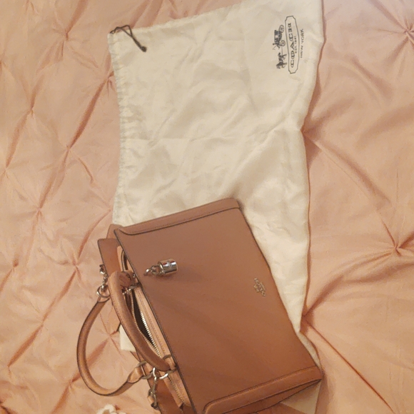 Coach dusty pink satchel with adjustable strap - Picture 8 of 12